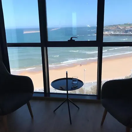 Hotel De Asturias 4*