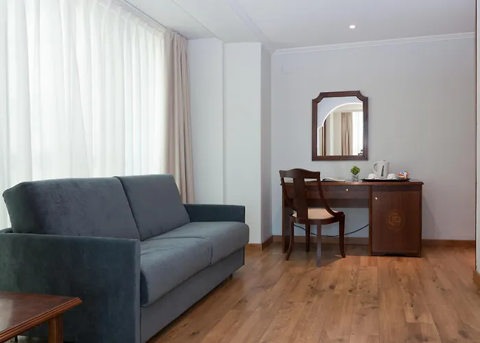 Principe De Asturias 4* Χιχόν